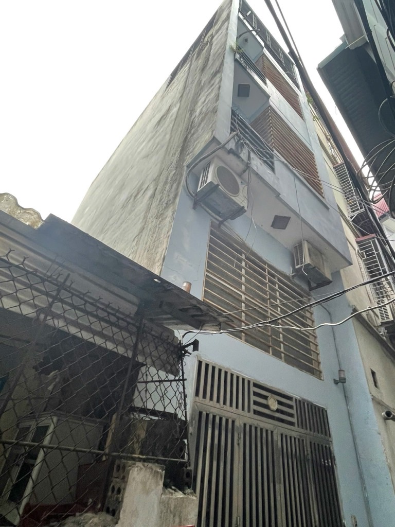 Bán nhà Nhân Hoà - diện tích 45m2 5 tầng - Ngõ thông sang 144 Quan Nhân - giá 12 tỷ