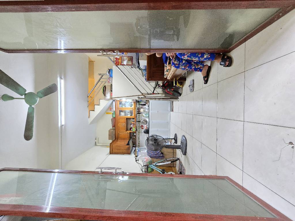 Bán nhà Tân Mai - diện tích 21m2 3 tầng - nhà chưa sổ - giá 3 tỷ