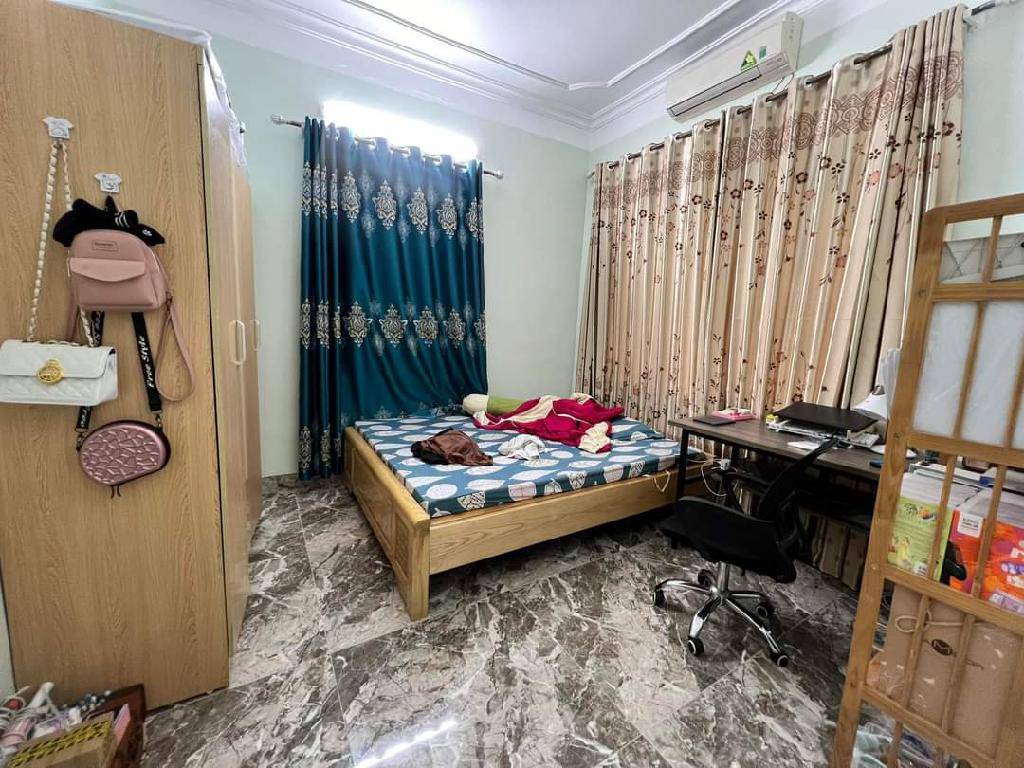 Bán nhà Nguyễn Ngọc Nại - diện tích 41m2 4 tầng - Lô góc, kinh doanh online - giá 13 tỷ