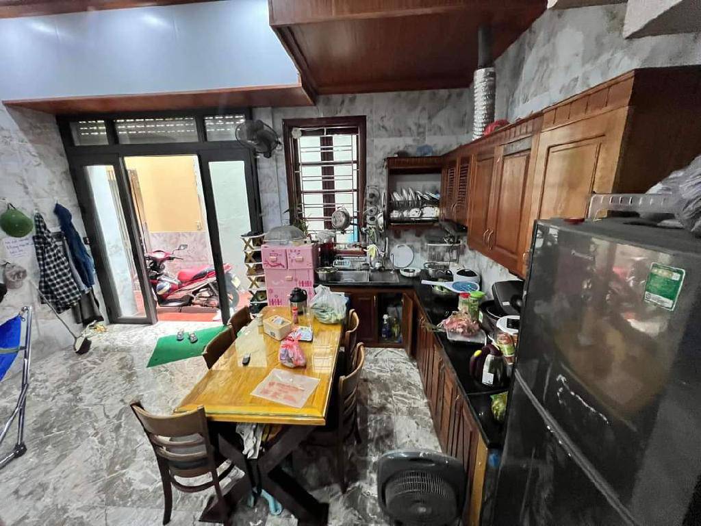 Bán nhà Nguyễn Ngọc Nại - diện tích 41m2 4 tầng - Lô góc, kinh doanh online - giá 13 tỷ