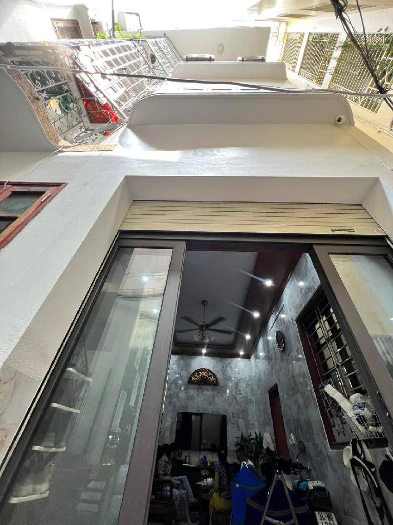 Bán nhà Nguyễn Ngọc Nại - diện tích 41m2 4 tầng - Lô góc, kinh doanh online - giá 13 tỷ