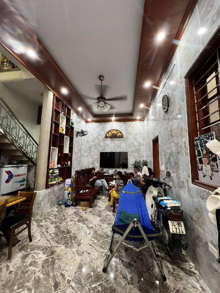 Bán nhà Nguyễn Ngọc Nại - diện tích 41m2 4 tầng - Lô góc, kinh doanh online - giá 13 tỷ