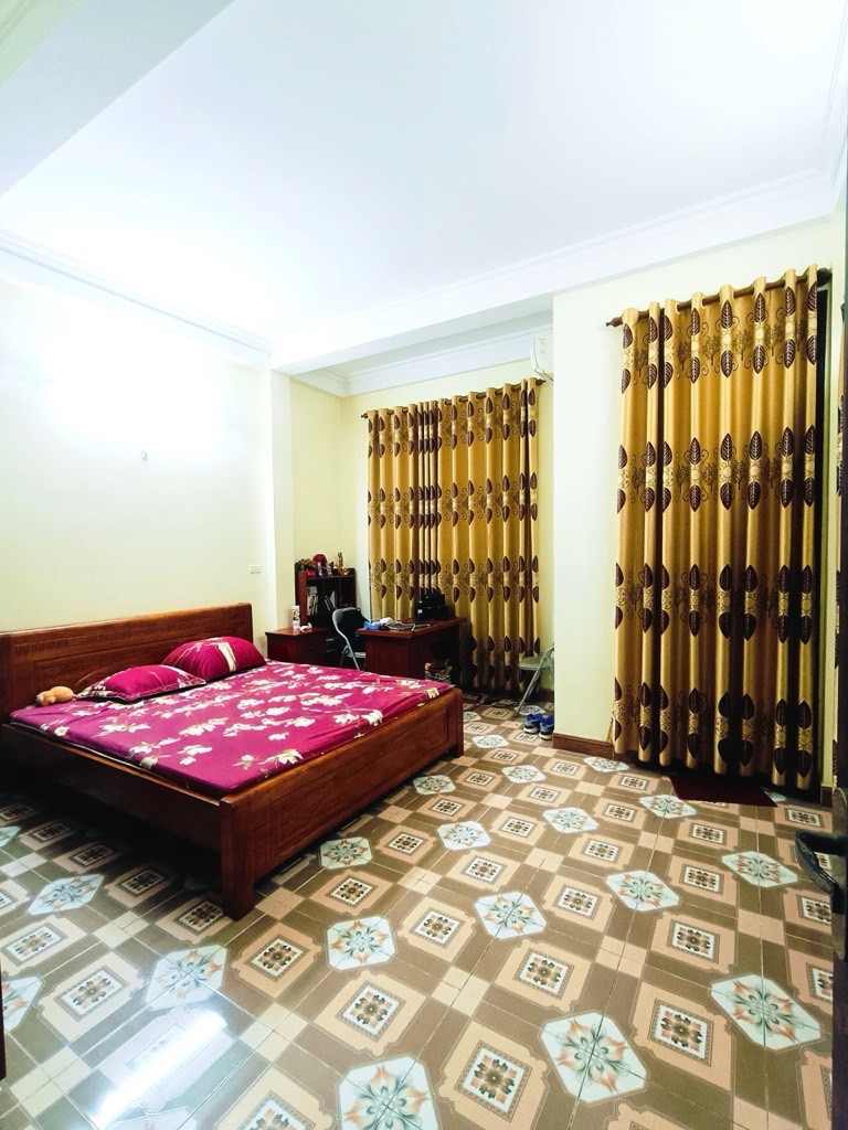 Bán nhà Thanh Lân - diện tích 60m2 5 tầng - Ô TÔ SÁT NHÀ - giá 11,5 tỷ