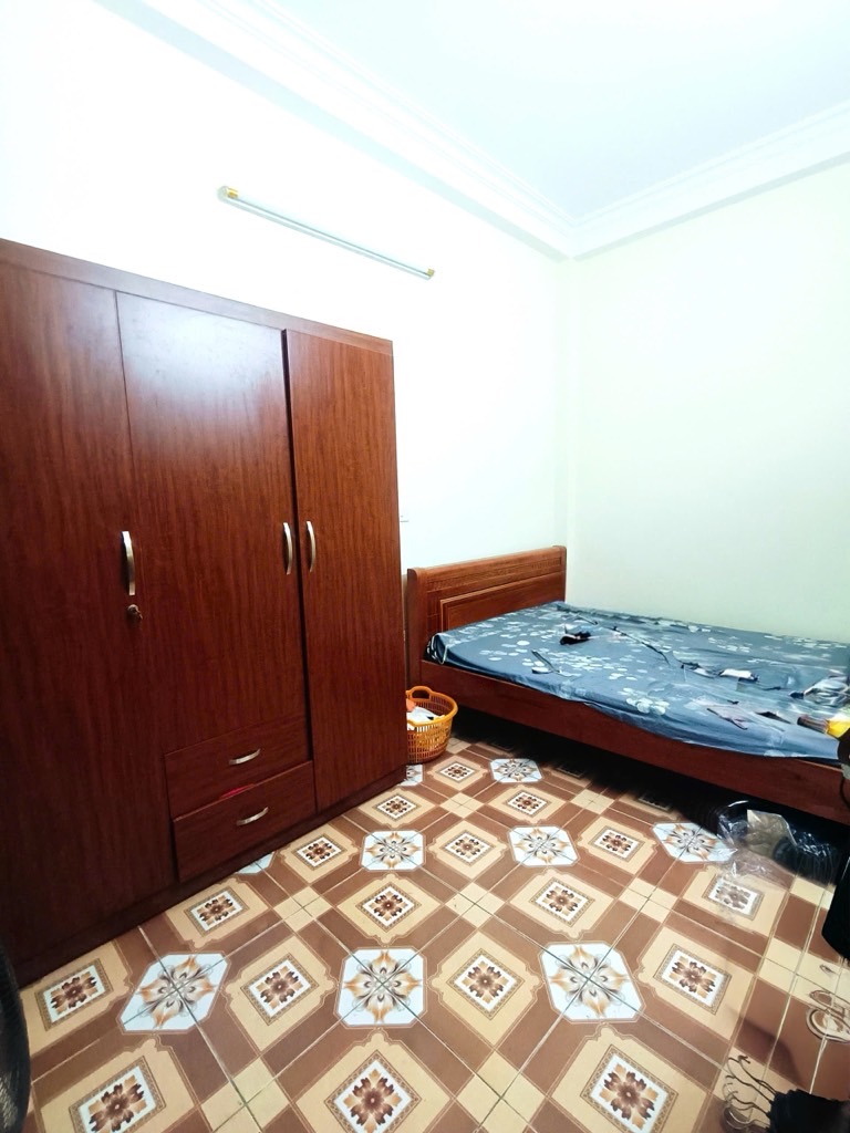 Bán nhà Thanh Lân - diện tích 60m2 5 tầng - Ô TÔ SÁT NHÀ - giá 11,5 tỷ