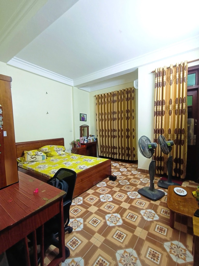 Bán nhà Thanh Lân - diện tích 60m2 5 tầng - Ô TÔ SÁT NHÀ - giá 11,5 tỷ