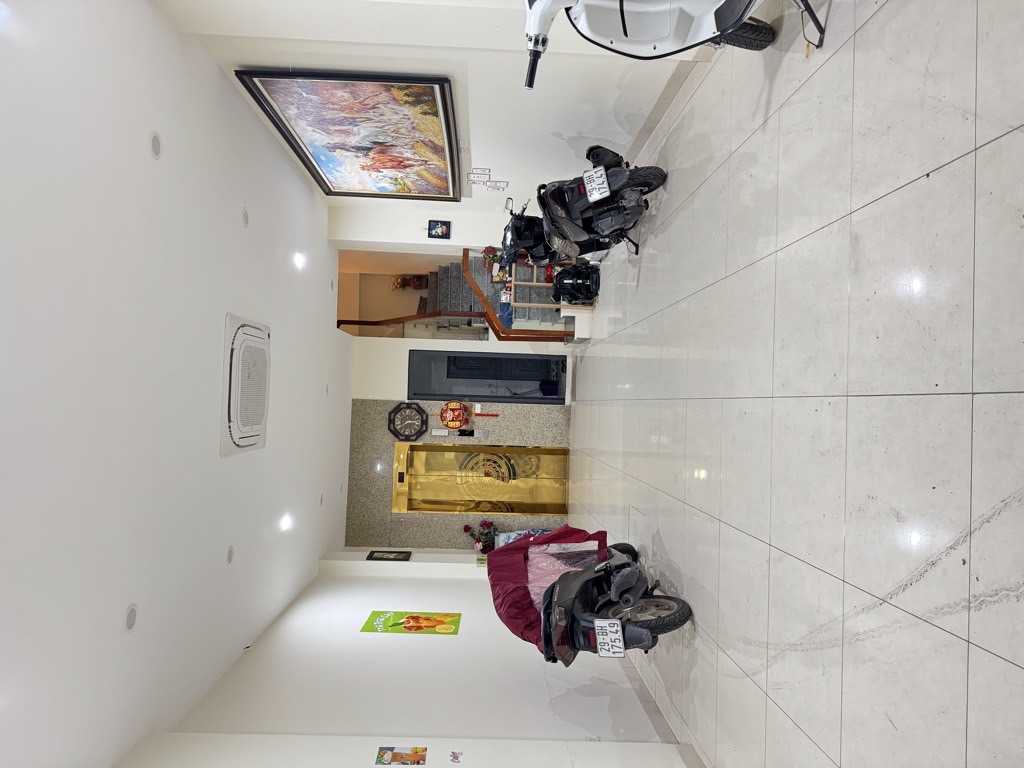 Bán nhà Minh Khai - diện tích 46m2 6 tầng - Ô TÔ VỈA HÈ - giá 24,5 tỷ