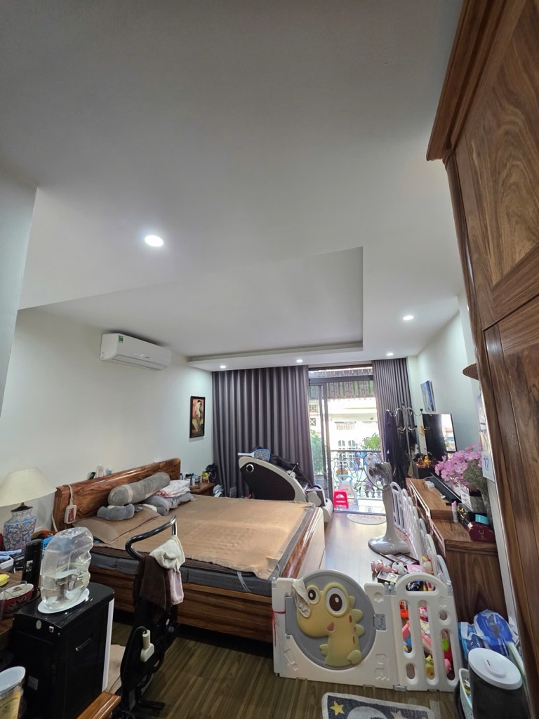 Bán nhà Minh Khai - diện tích 46m2 6 tầng - Ô TÔ VỈA HÈ - giá 24,5 tỷ