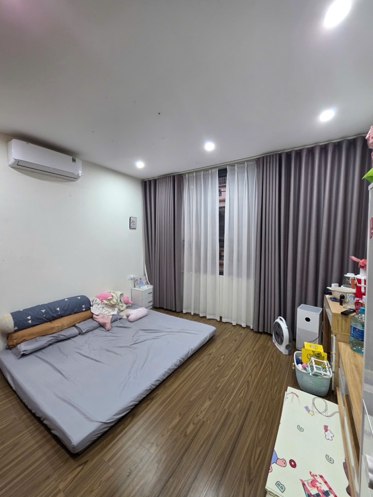 Bán nhà Minh Khai - diện tích 46m2 6 tầng - Ô TÔ VỈA HÈ - giá 24,5 tỷ