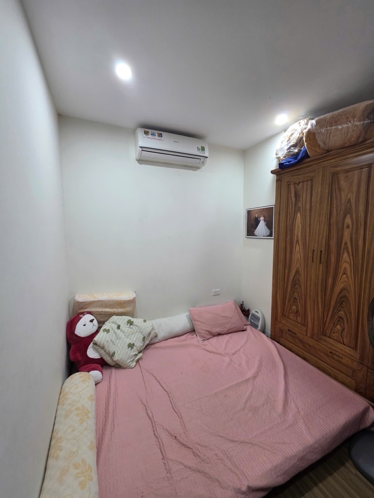 Bán nhà Minh Khai - diện tích 46m2 6 tầng - Ô TÔ VỈA HÈ - giá 24,5 tỷ