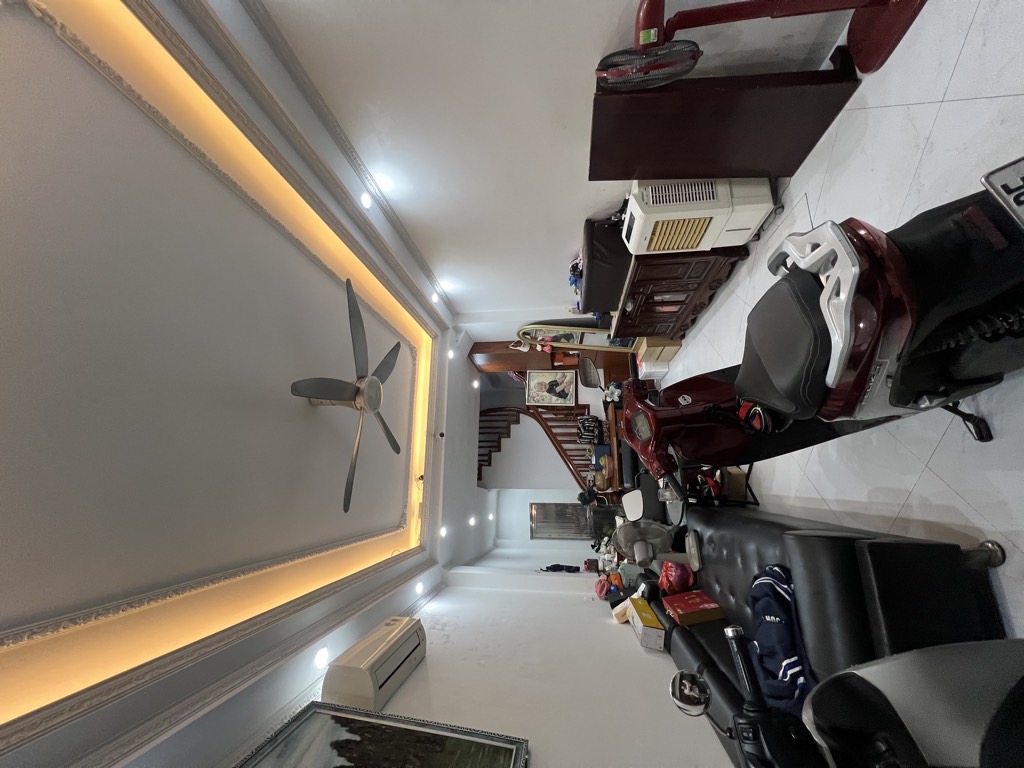 Bán nhà Lê Thanh Nghị - diện tích 29,5m2 6 tầng - Nhà Đẹp và Hiếm khu Lê Thanh Nghị - giá 13,5 tỷ