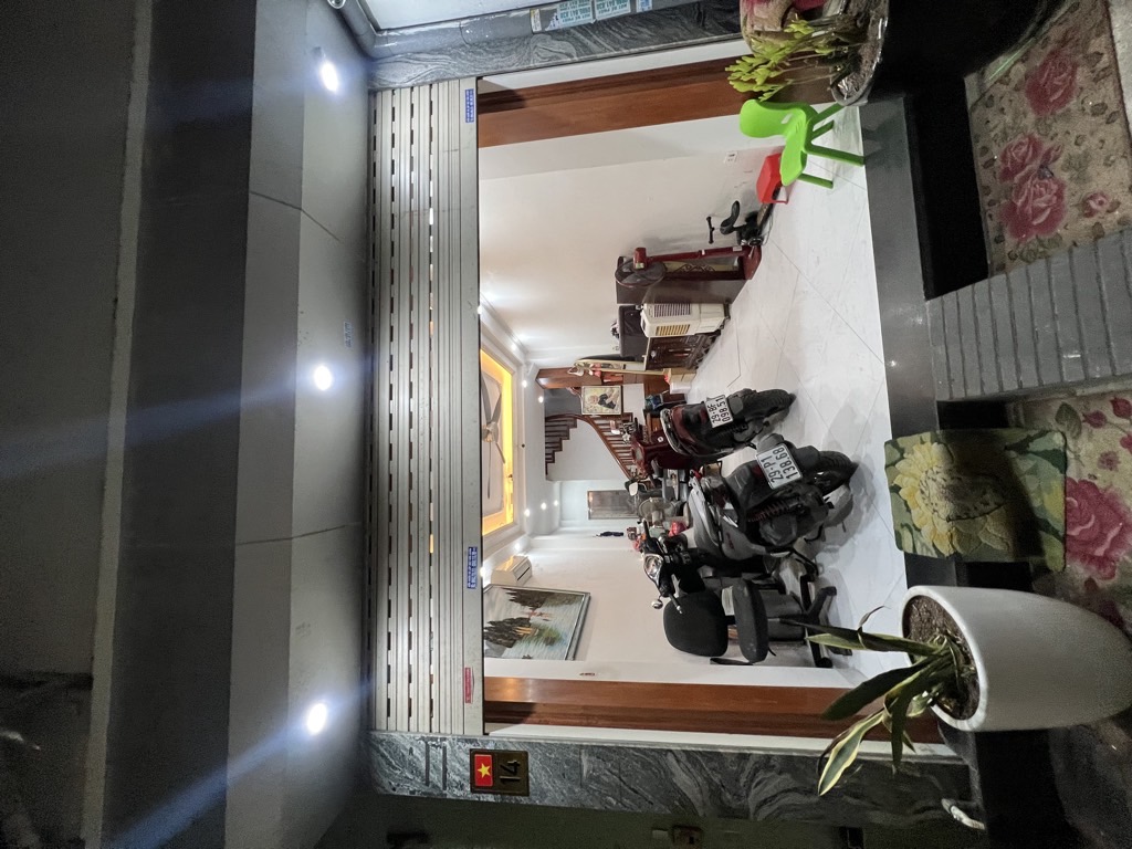 Bán nhà Lê Thanh Nghị - diện tích 29,5m2 6 tầng - Nhà Đẹp và Hiếm khu Lê Thanh Nghị - giá 13,5 tỷ