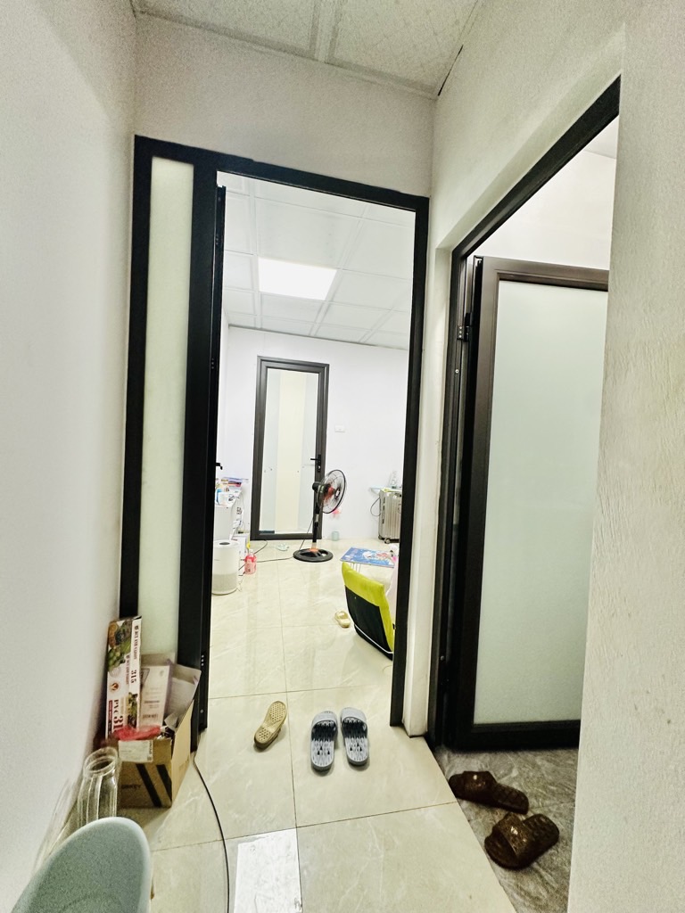 Bán nhà Định Công Hạ - diện tích 50m2 2 tầng - Ô tô đỗ cách nhà 30m - giá 2,5 tỷ