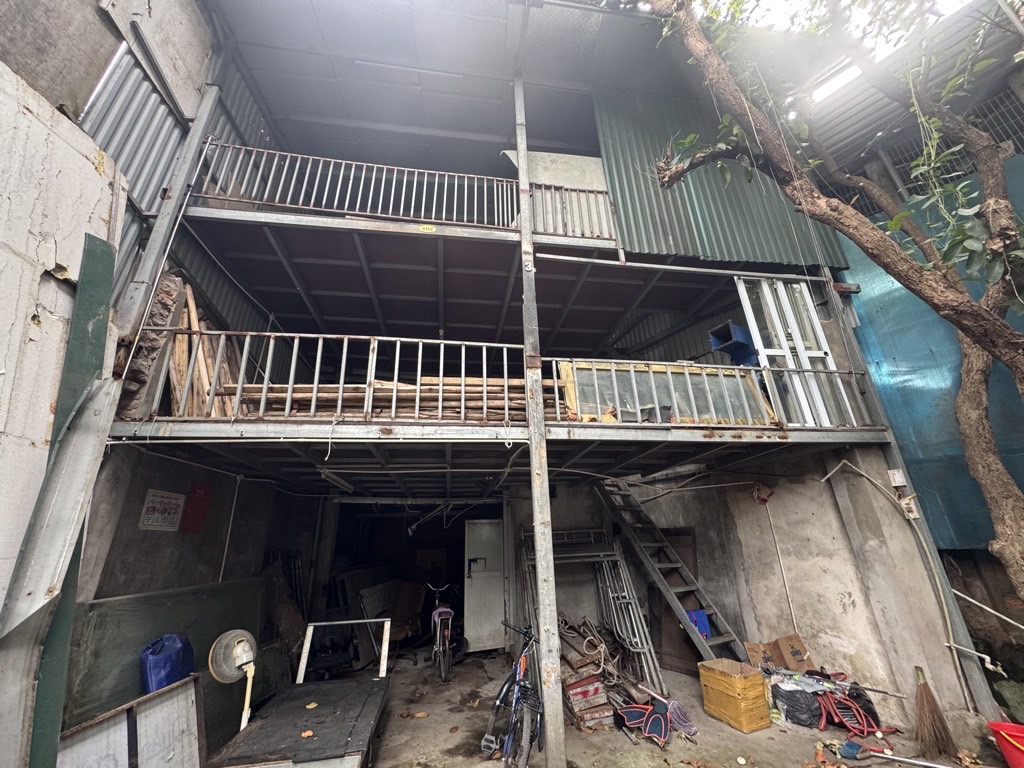 Bán nhà Ngõ Thống Nhất - diện tích 29,5m2 2 tầng - Đất đẹp nở hậu - giá 6,4 tỷ