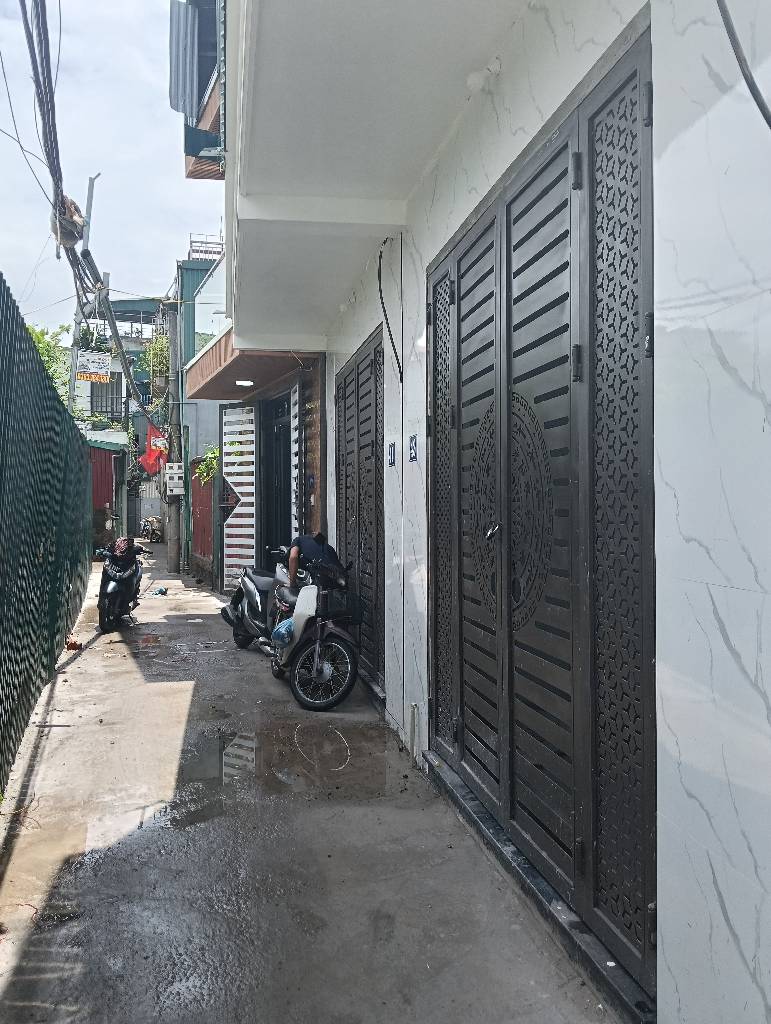 Bán nhà Định Công Hạ - diện tích 34m2 2 tầng - Lô góc - giá 2 tỷ