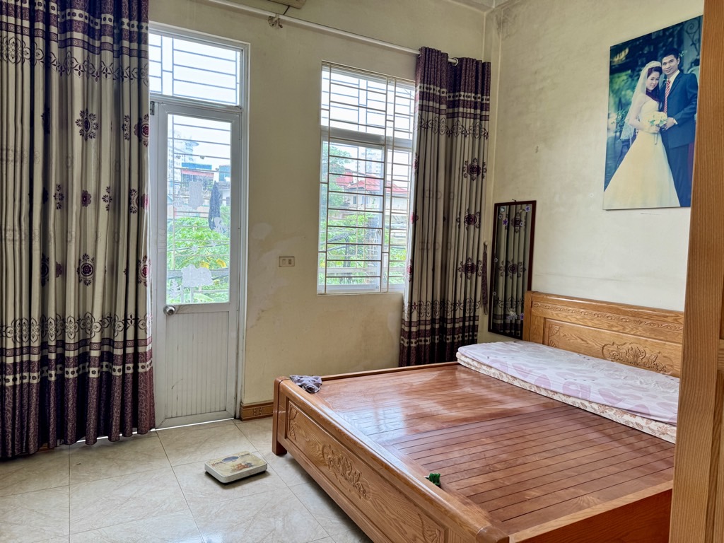 Bán nhà Trương Định - diện tích 41m2 3 tầng - LÔ GÓC - 3 THOÁNG - GẦN OTO - giá 10 tỷ