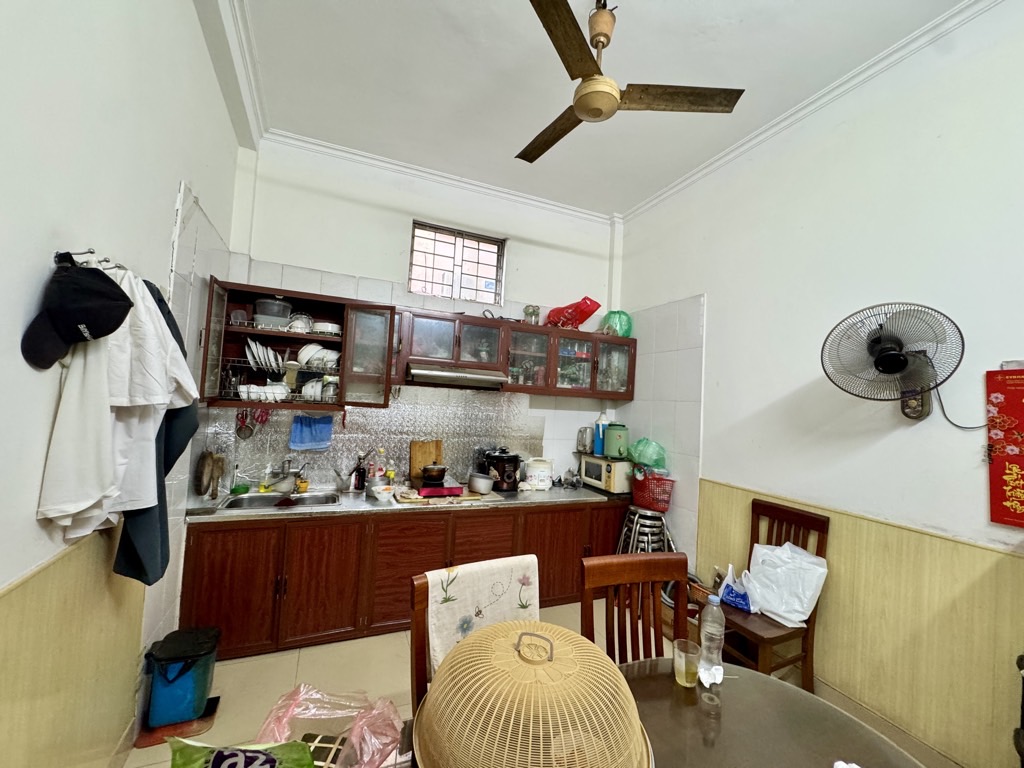 Bán nhà Trương Định - diện tích 41m2 3 tầng - LÔ GÓC - 3 THOÁNG - GẦN OTO - giá 10 tỷ