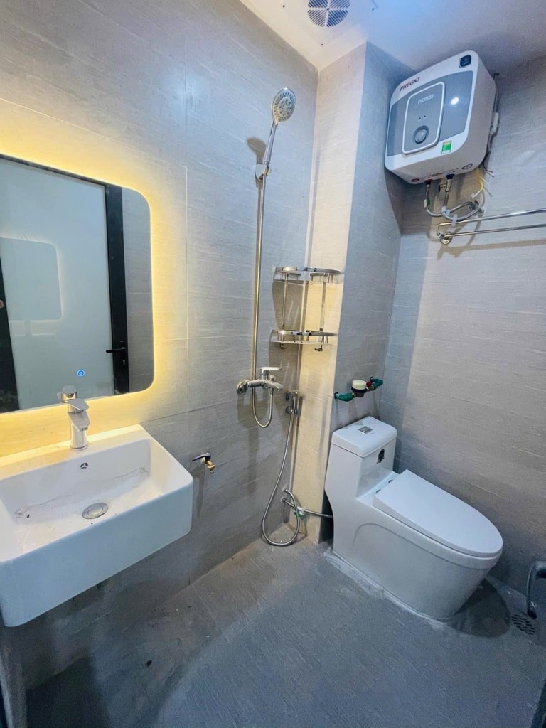 Bán nhà Trương Định - diện tích 56m2 6 tầng - Thang máy, gần ô tô - giá 14,7 tỷ