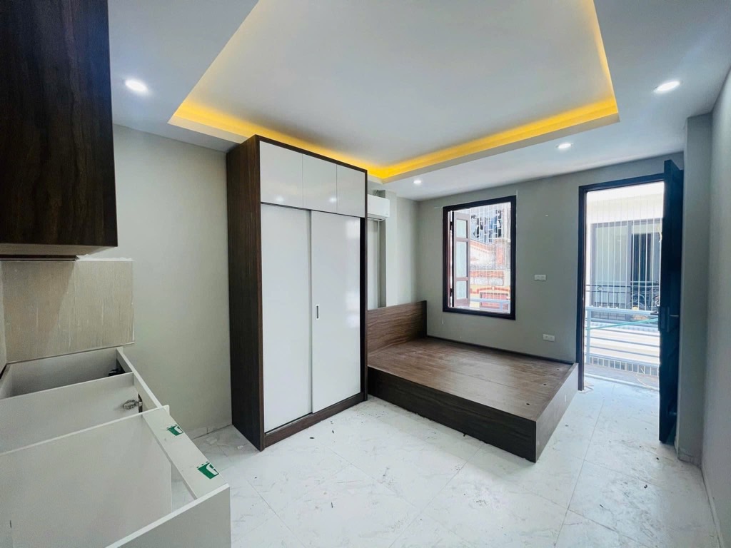 Bán nhà Trương Định - diện tích 56m2 6 tầng - Thang máy, gần ô tô - giá 14,7 tỷ