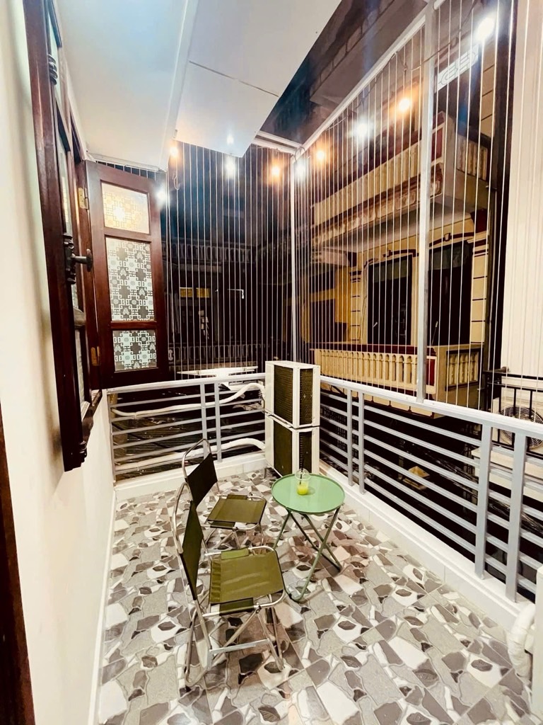 Bán nhà Trương Định - diện tích 56m2 6 tầng - Thang máy, gần ô tô - giá 14,7 tỷ