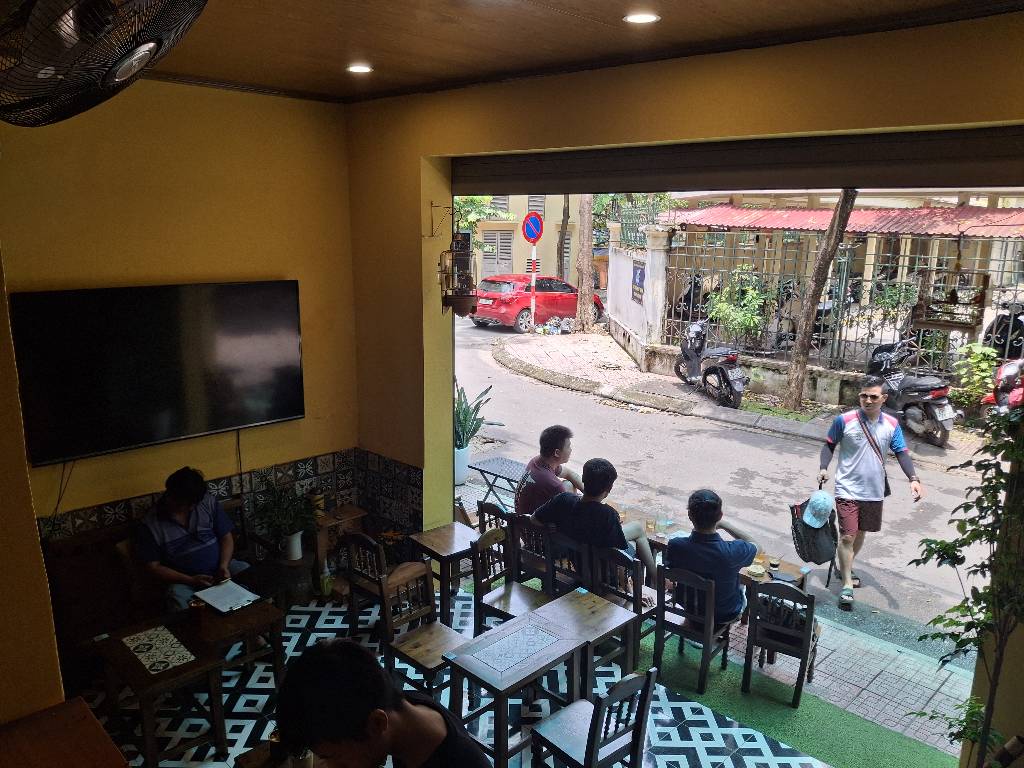 Bán nhà Khuất Duy Tiến - diện tích 46,8m2 1 tầng - Ô TÔ QUA - giá 8,2 tỷ