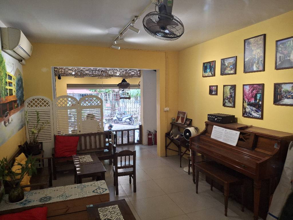 Bán nhà Khuất Duy Tiến - diện tích 46,8m2 1 tầng - Ô TÔ QUA - giá 8,2 tỷ