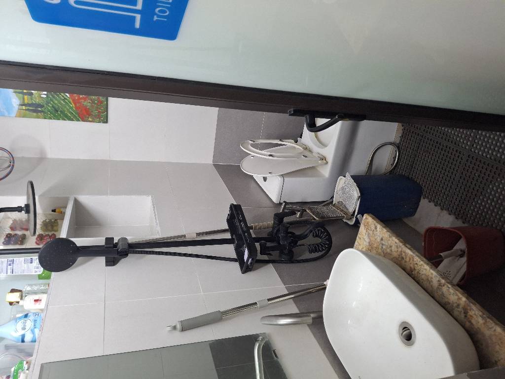 Bán nhà Khuất Duy Tiến - diện tích 46,8m2 1 tầng - Ô TÔ QUA - giá 8,2 tỷ