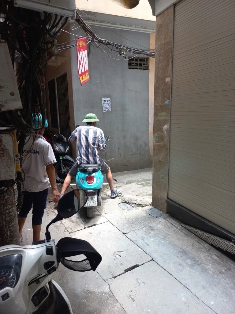 Bán nhà Ngõ Mai Hương - diện tích 44m2 5 tầng - Mảnh đất vàng - giá 14,5 tỷ