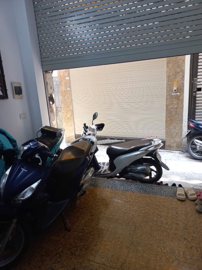 Bán nhà Ngõ Mai Hương - diện tích 44m2 5 tầng - Mảnh đất vàng - giá 14,5 tỷ