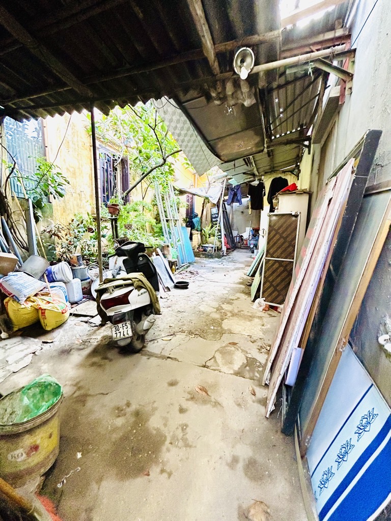 Bán nhà Ngũ Nhạc - diện tích 77.2m2 3 tầng - Mặt phố kinh doanh - giá 16,9 tỷ