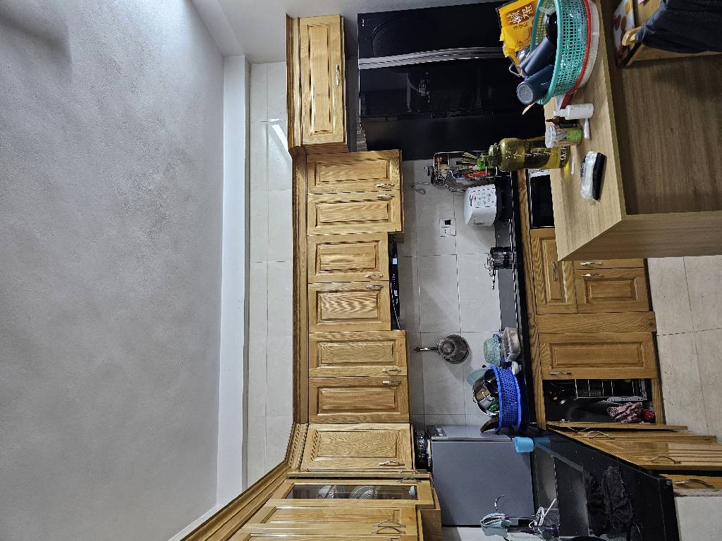 Bán nhà Lê Trọng Tấn - diện tích 93.6m2 3 tầng - Cách mặt phố 10m - giá 23,5 tỷ