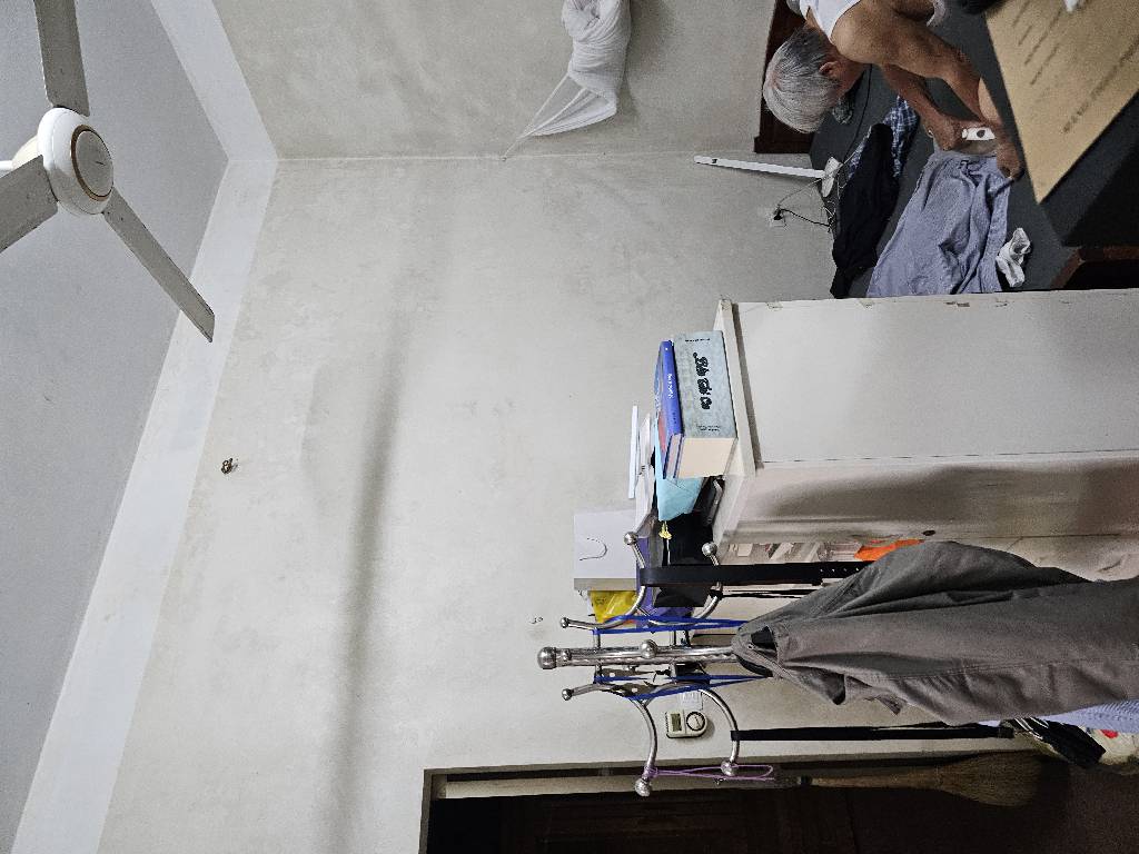 Bán nhà Lê Trọng Tấn - diện tích 93.6m2 3 tầng - Cách mặt phố 10m - giá 23,5 tỷ