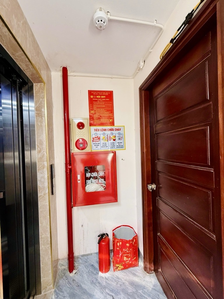 Bán nhà Lĩnh Nam - diện tích 48m2 6 tầng - Gà đẻ trứng vàng, cho thuê 40tr/tháng - giá 12 tỷ