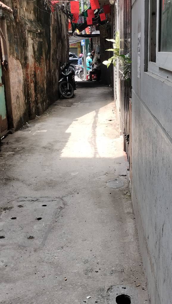 Bán nhà Ngõ Liên Hoa - diện tích 23,1m2 3 tầng - Siêu Hiếm gần mặt phố Khâm Thiên - giá 5,3 tỷ