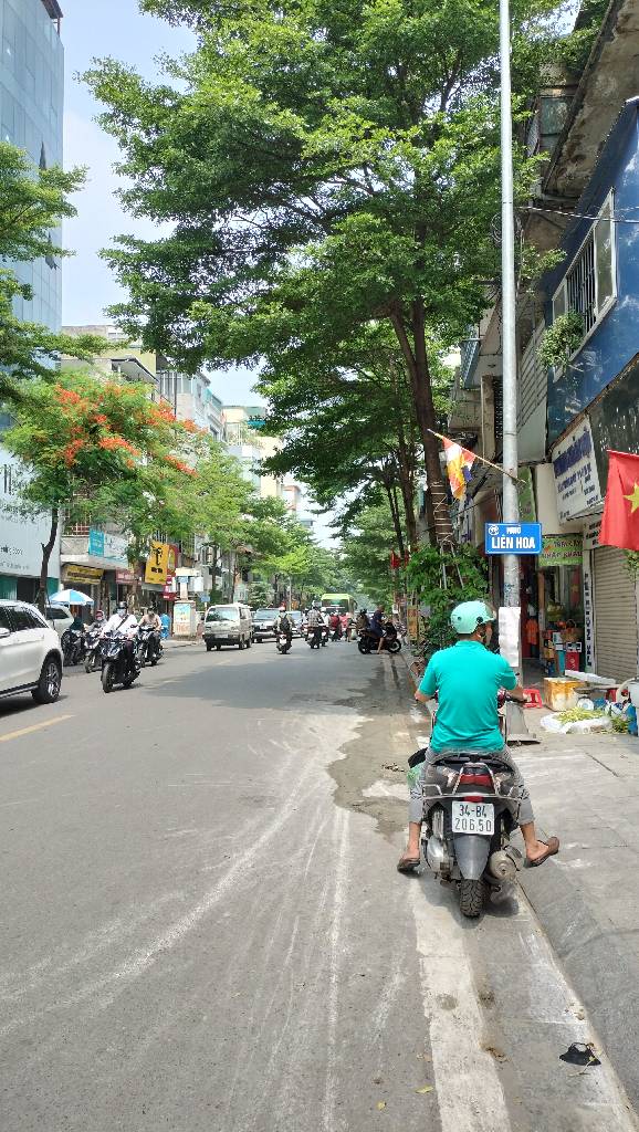 Bán nhà Ngõ Liên Hoa - diện tích 23,1m2 3 tầng - Siêu Hiếm gần mặt phố Khâm Thiên - giá 5,3 tỷ