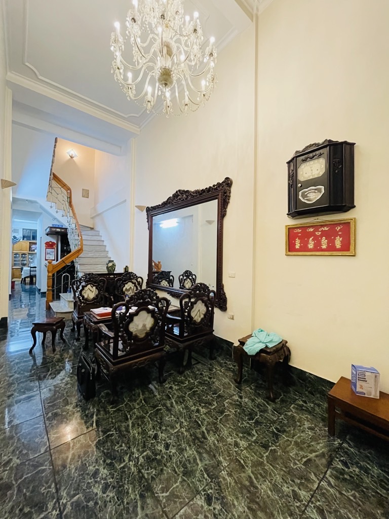 Bán nhà La Thành - diện tích 61.6m2 4 tầng - Ô tô - giá 17,5 tỷ