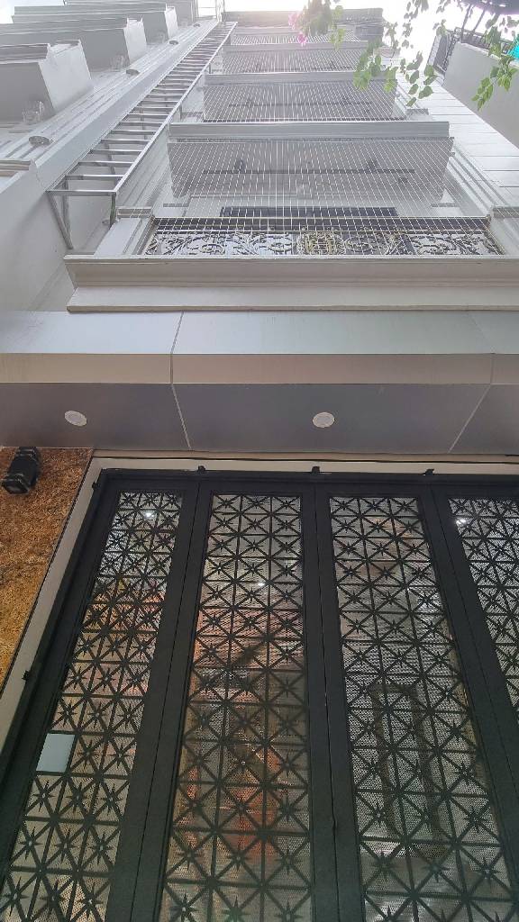 Bán nhà Bùi Xương Trạch - diện tích 37m2 7 tầng - Thang máy - giá 12,5 tỷ