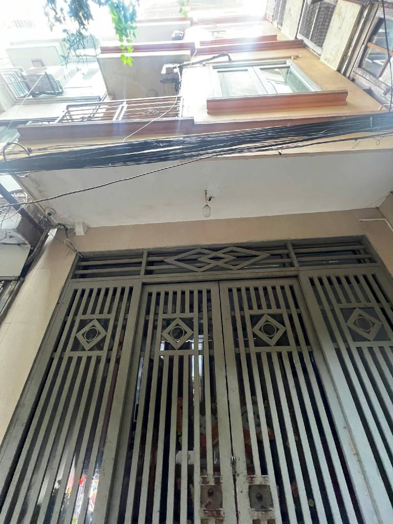 Bán nhà Thanh Nhàn - diện tích 36m2 5 tầng - Ô TÔ ĐỖ CỬA - giá 9,5 tỷ