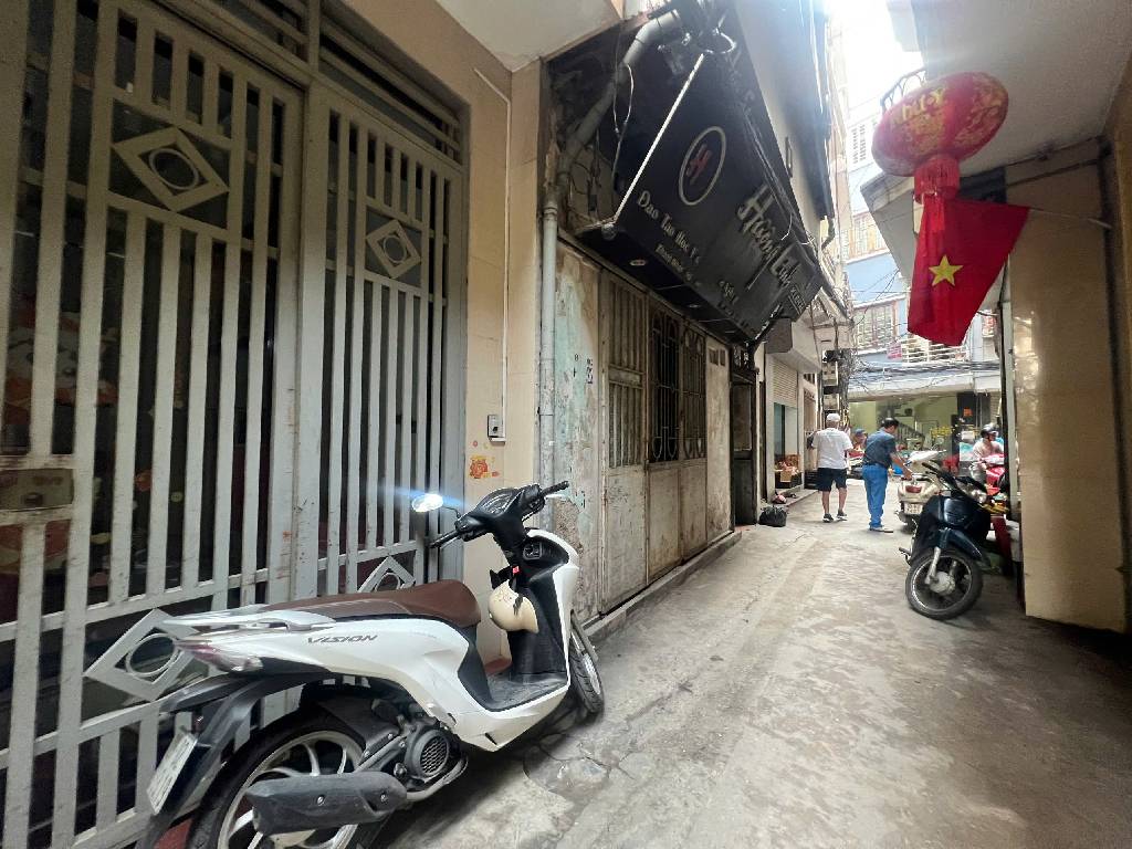 Bán nhà Thanh Nhàn - diện tích 36m2 5 tầng - Ô TÔ ĐỖ CỬA - giá 9,5 tỷ