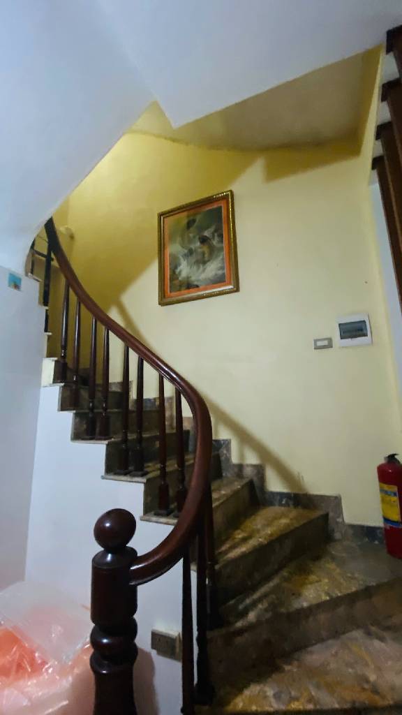 Bán nhà Thanh Nhàn - diện tích 36m2 5 tầng - Ô TÔ ĐỖ CỬA - giá 9,5 tỷ