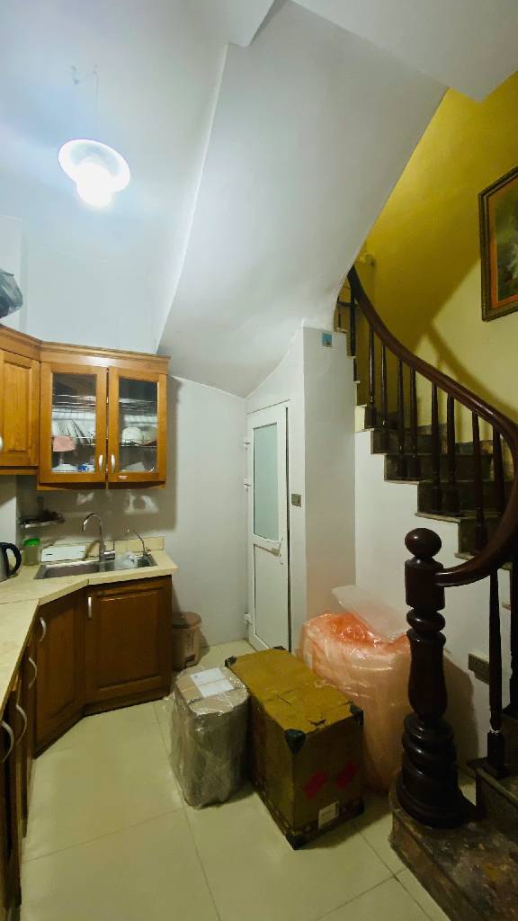 Bán nhà Thanh Nhàn - diện tích 36m2 5 tầng - Ô TÔ ĐỖ CỬA - giá 9,5 tỷ