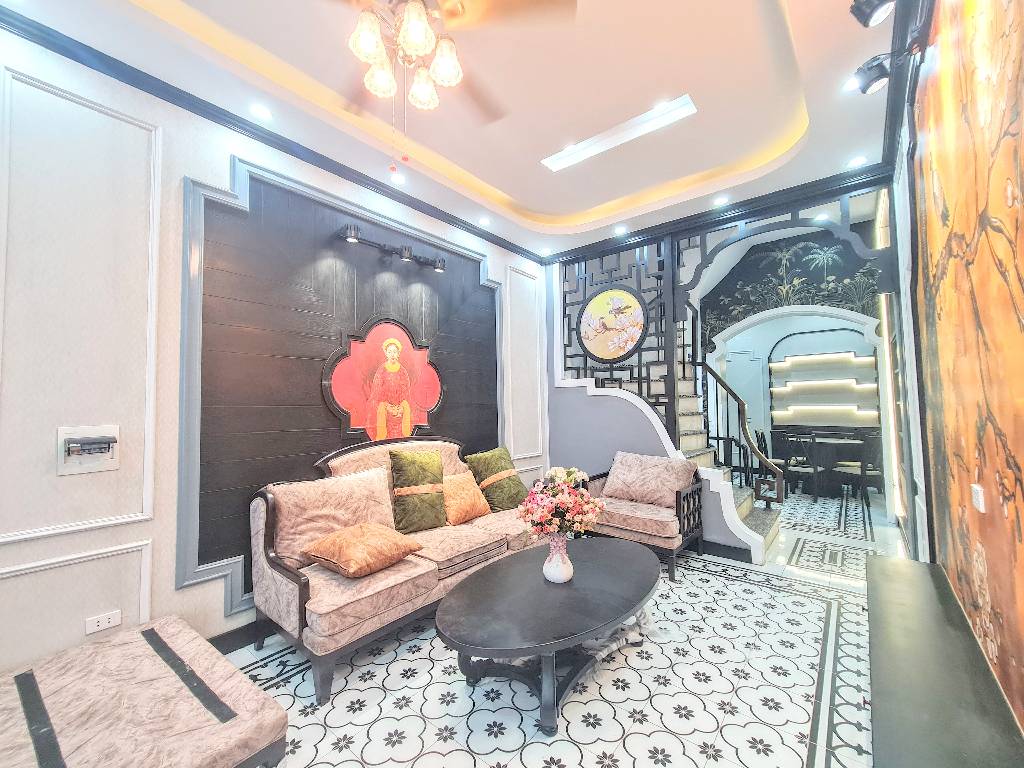 Bán nhà ngõ 255 Lĩnh Nam - 45m2 4 tầng - ô tô đỗ cửa, nội thất hiện đại - giá 9,5 tỷ