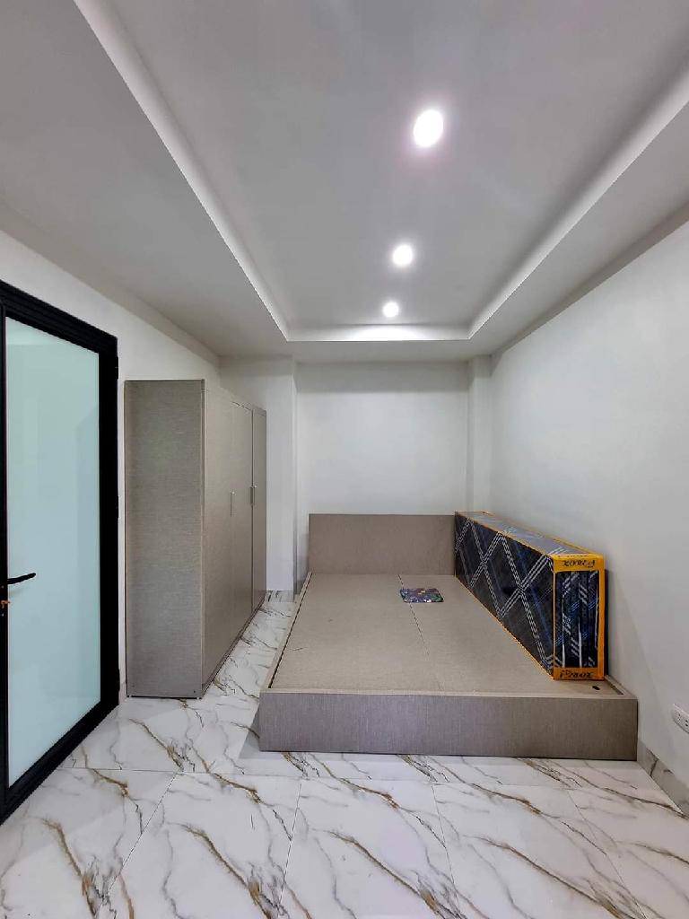 Bán nhà Minh Khai - diện tích 70m2 7 tầng - Vừa ở vừa cho thuê - giá 15,5 tỷ