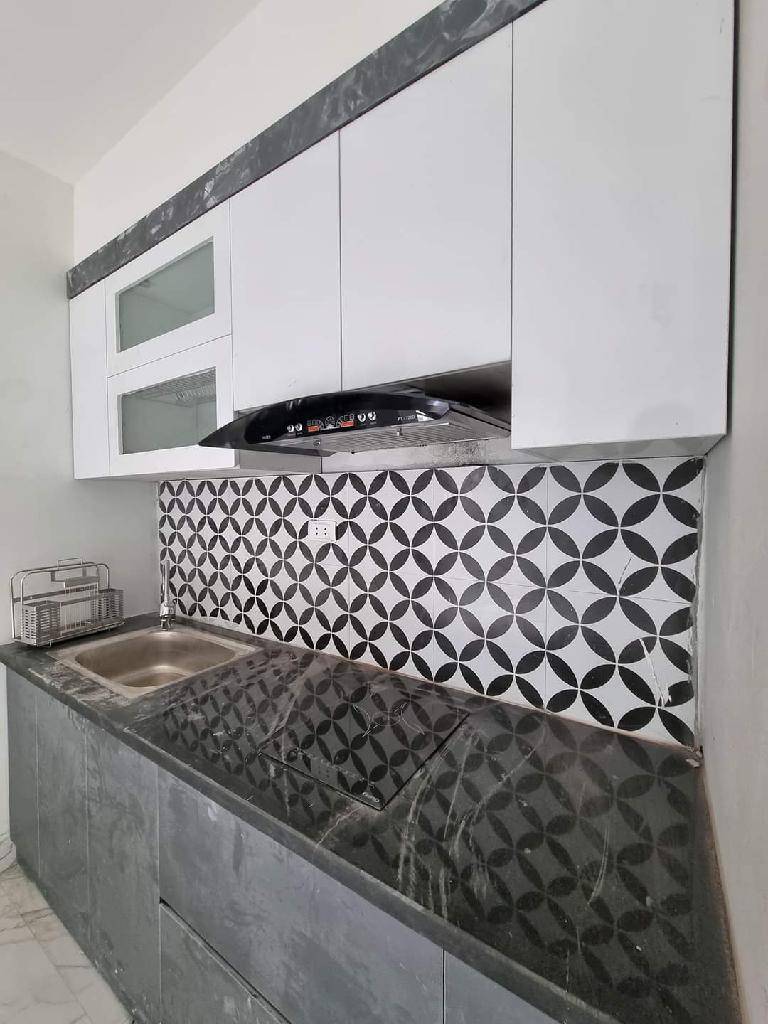 Bán nhà Minh Khai - diện tích 70m2 7 tầng - Vừa ở vừa cho thuê - giá 15,5 tỷ