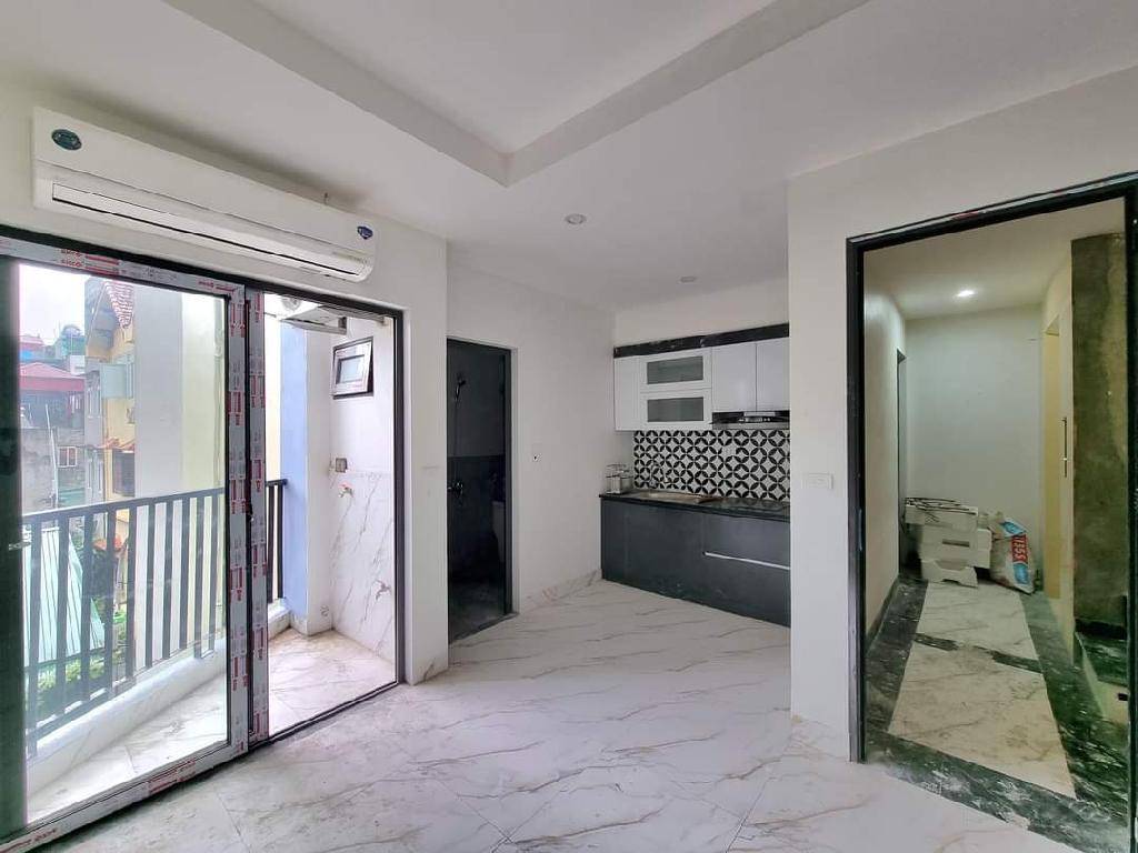 Bán nhà Minh Khai - diện tích 70m2 7 tầng - Vừa ở vừa cho thuê - giá 15,5 tỷ