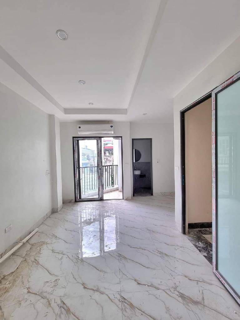 Bán nhà Minh Khai - diện tích 70m2 7 tầng - Vừa ở vừa cho thuê - giá 15,5 tỷ