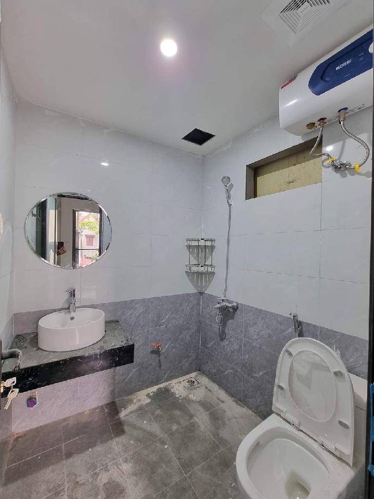 Bán nhà Minh Khai - diện tích 70m2 7 tầng - Vừa ở vừa cho thuê - giá 15,5 tỷ