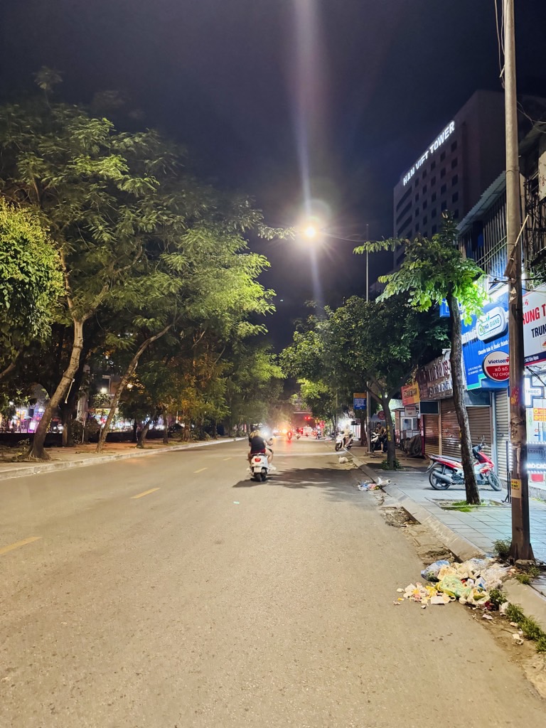 Bán nhà Kim Ngưu - diện tích 37m2 5 tầng - Mặt phố kinh doanh đỉnh cao - giá 17,8 tỷ