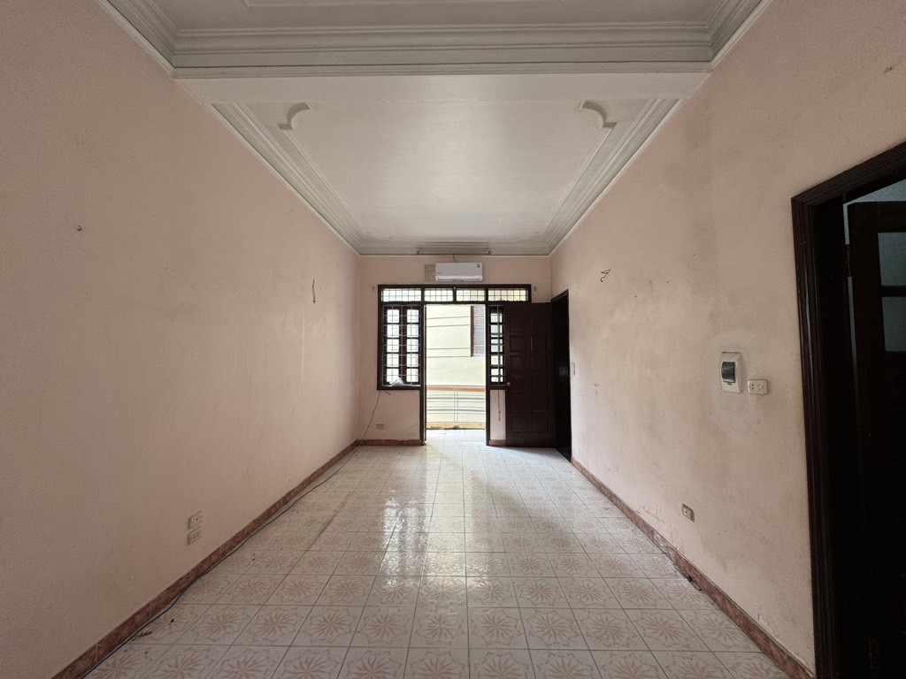 Bán nhà Nguyễn Khoái - diện tích 53.9m2 4 tầng - 2 mặt thoáng - giá 11,5 tỷ