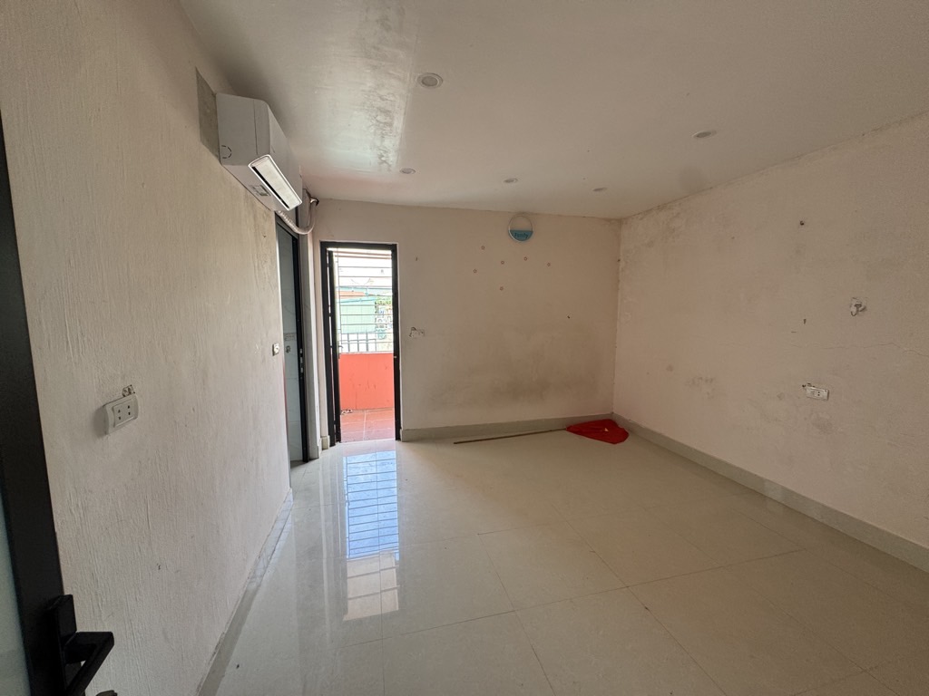 Bán nhà Nguyễn Khoái - diện tích 53.9m2 4 tầng - 2 mặt thoáng - giá 11,5 tỷ