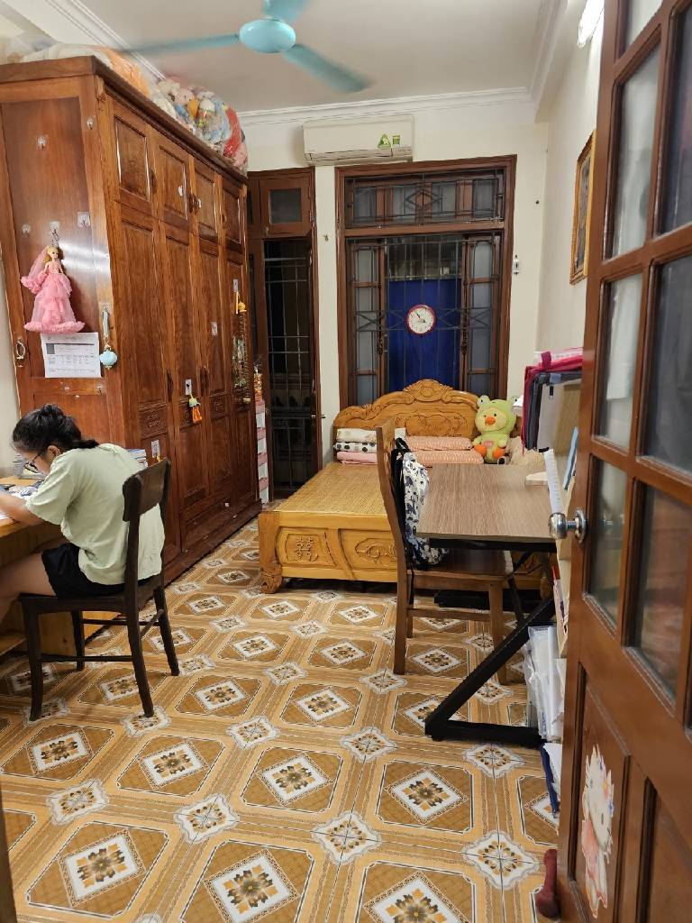 Bán nhà Nguyễn Đức Cảnh - diện tích 25m2 5 tầng - Nhà dân xây chắc chắn - giá 6,55 tỷ